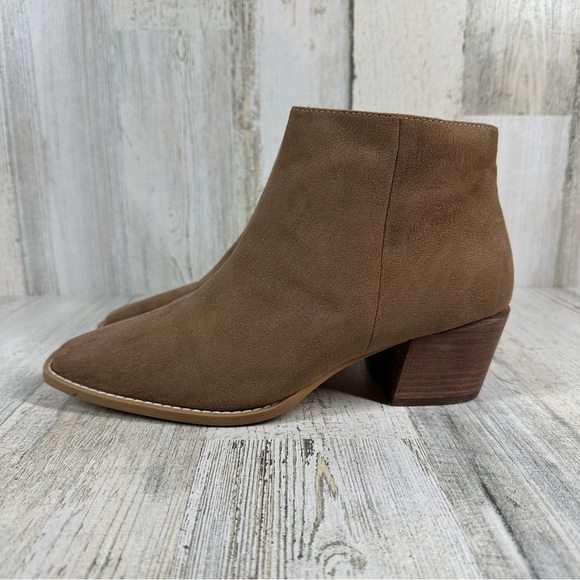 NEW Linea Paolo Brown Booties Boots Suede Side Zipper Block Heel  #973 - Picture 1 of 14
